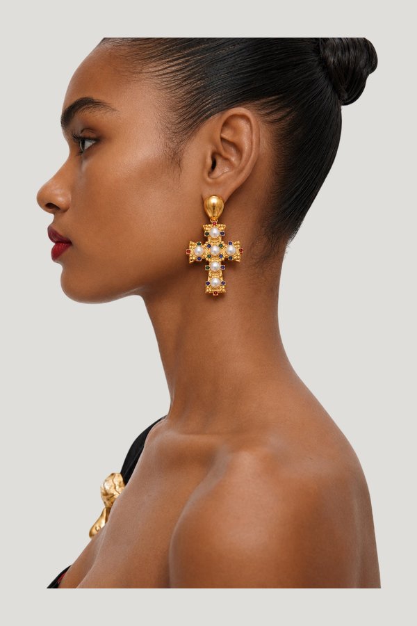 Romé Earring — model front