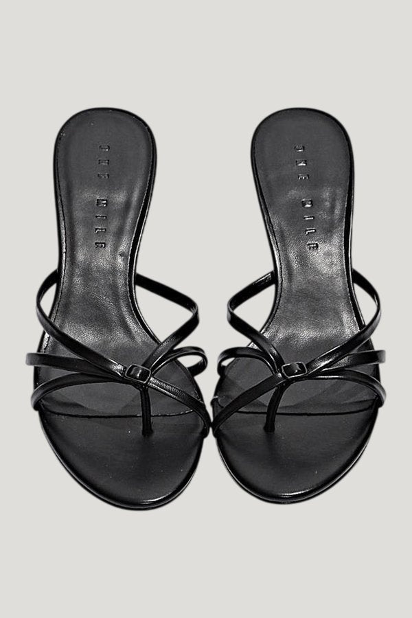Rommy Heel — model front