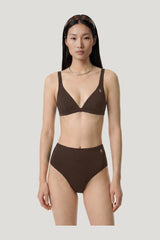 Romy Bikini Top - Cioco — model side