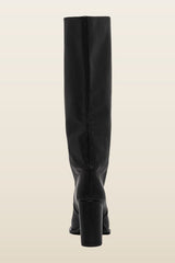 Rue Boot — model back