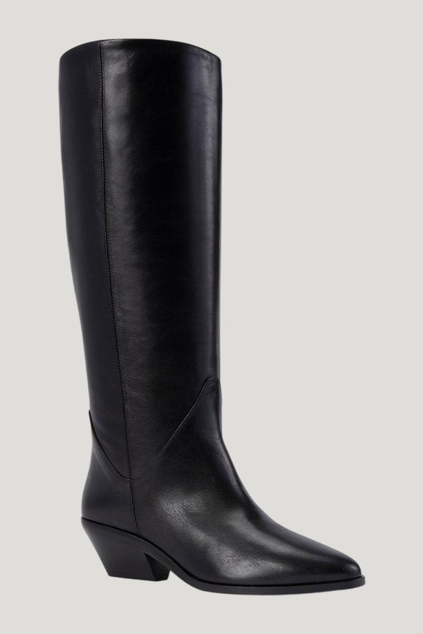Saga Boot in Black Leather — model front