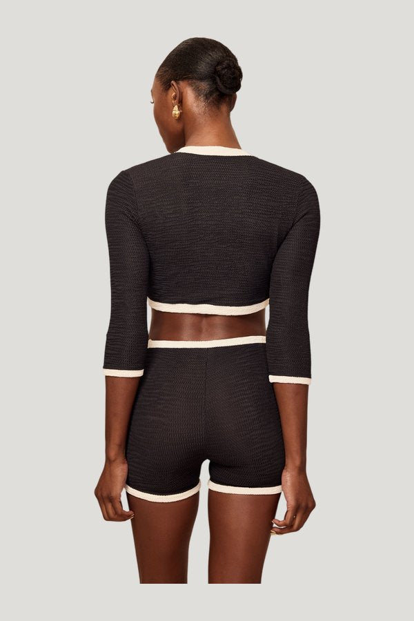 Santa Cruz Short - Black/Ivory Crinkle — model side