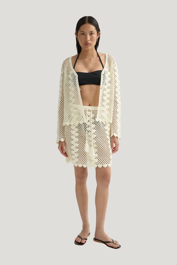 Saskia Cardigan — model front