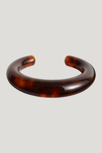 Sculpted cuff bonfire — model front