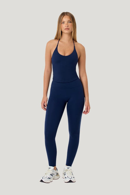 Serenity Scrunch Leggings — model front