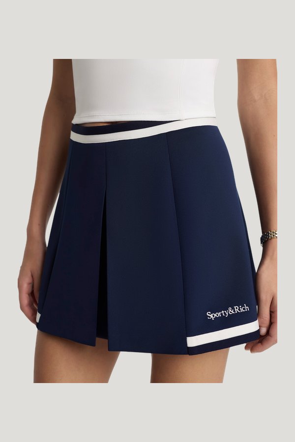 Serif Logo Mila Skirt — model side