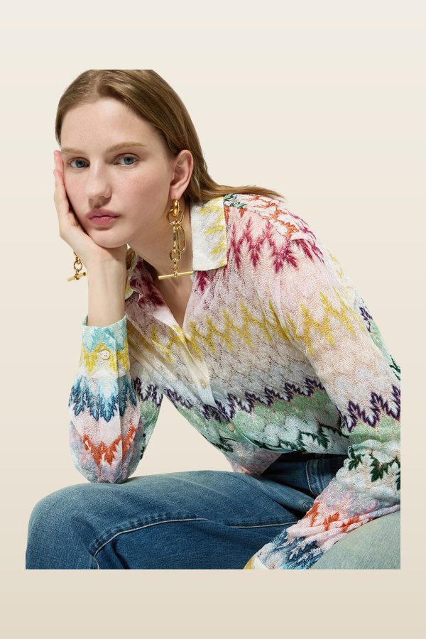 Shirt in viscose blend with lace motif — carry 4