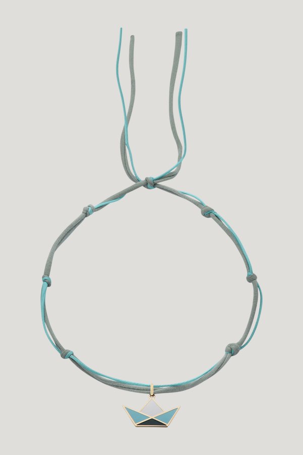 Sailor Boat Necklace Sky — model side