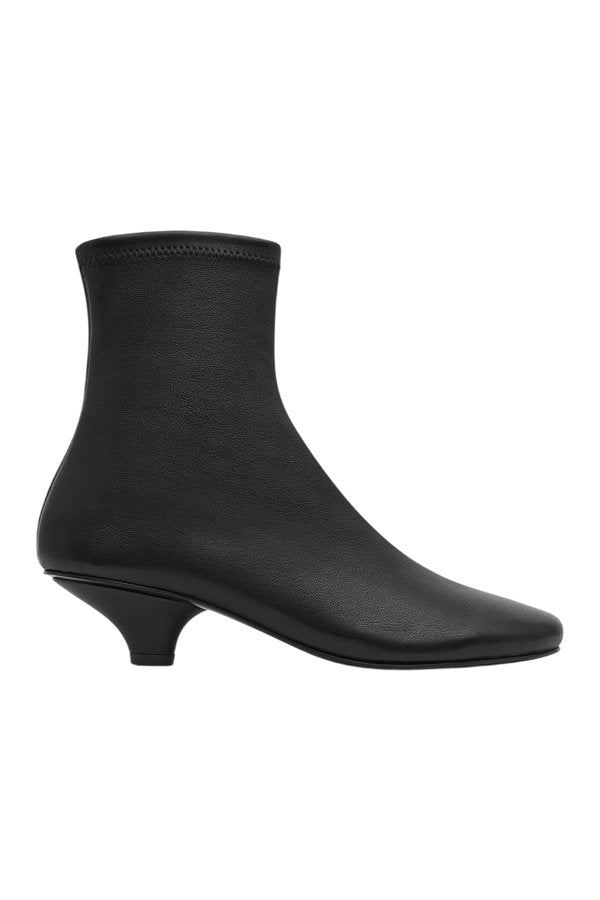 Soft Boot — packshot