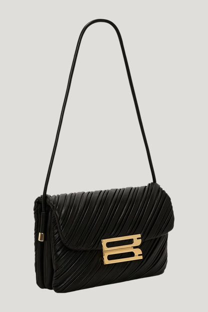 Soft Dorian Bag — model front