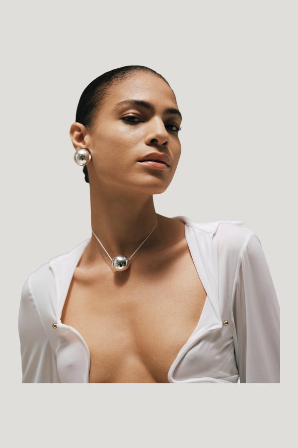 Sphere Earrings Silver — model front
