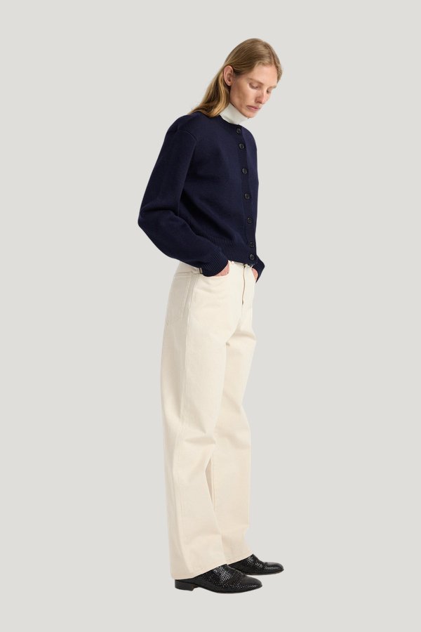 Statement shoulder cardigan — model side