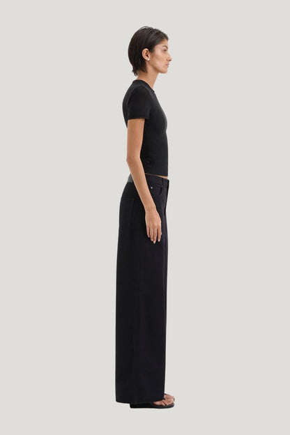 Stella Wide Leg Jean — model side