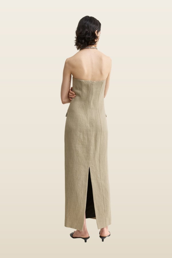 Strapless pocket dress — model back