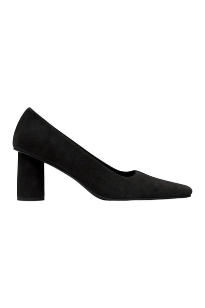 Suede Cylinder Pump — packshot