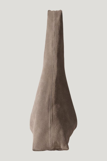 Suede Soft Bag - Pebble — model side