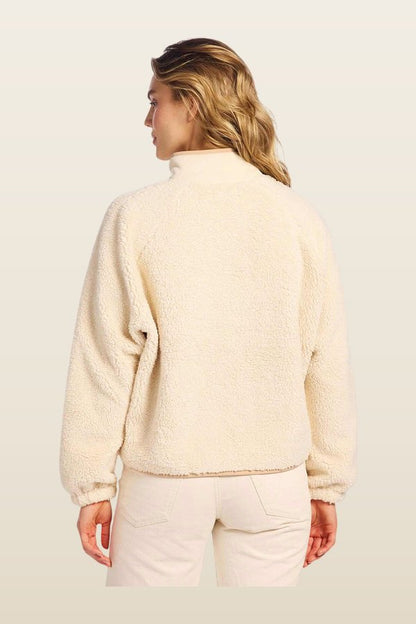 Summit Sherpa Pullover — carry 4