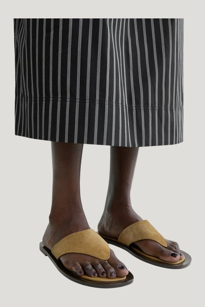 T-bar suede sandals desert — extra
