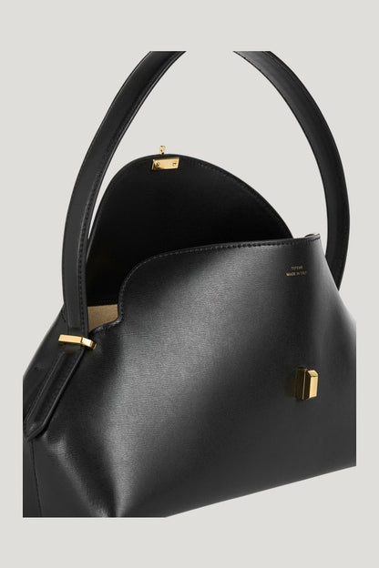 T-lock leather shoulder — model side