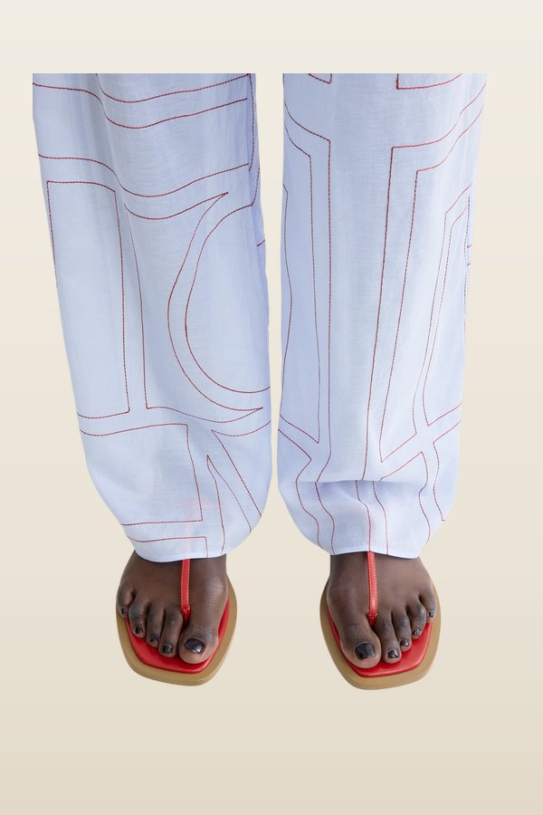 T-strap nappa sandals red/desert — model back