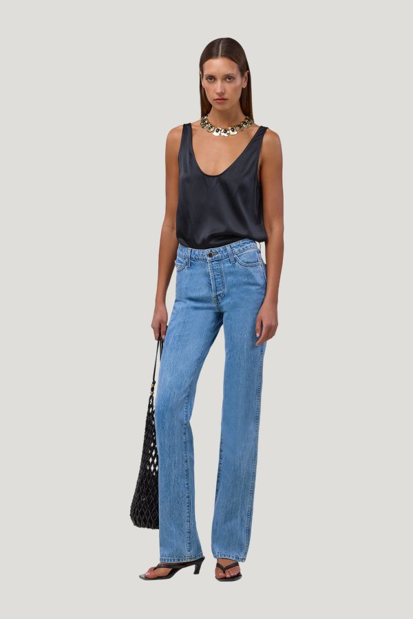 The Perfect Jean (Classic — model front