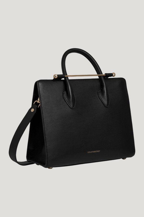 Midi Tote — model front