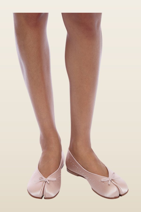 Toe Ballerina In Ballet Crystal — model back