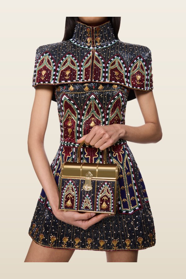 Annie’s Treasure Chest - Joan of Arc — model back