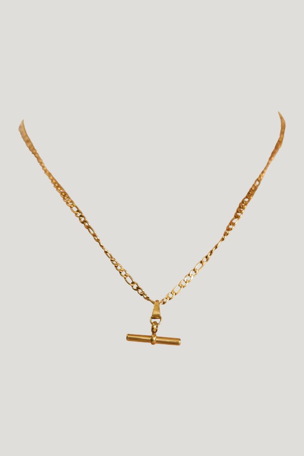Vienna Necklace — model side
