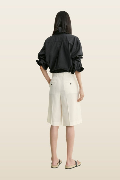 Wide tailored shorts — carry 4