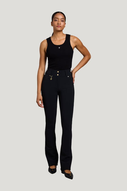 Windsor Contour Flare — model front