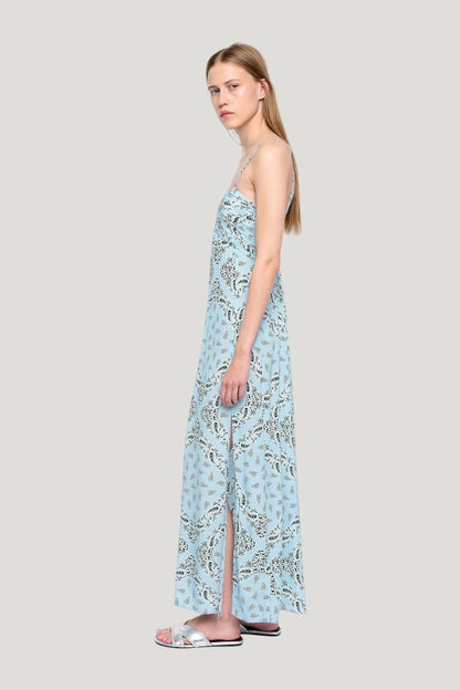 Rippie Dress — model side
